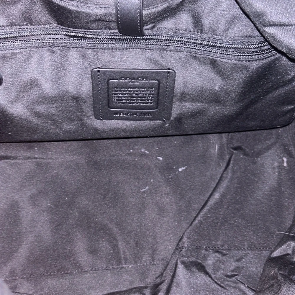 Coach - Picture 16 of 16